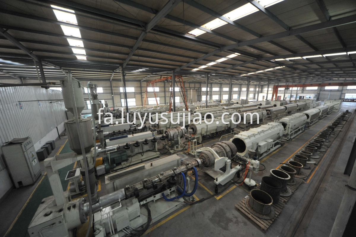 کارگاه تولید لوله پلی اتیلن PE pipe production workshop